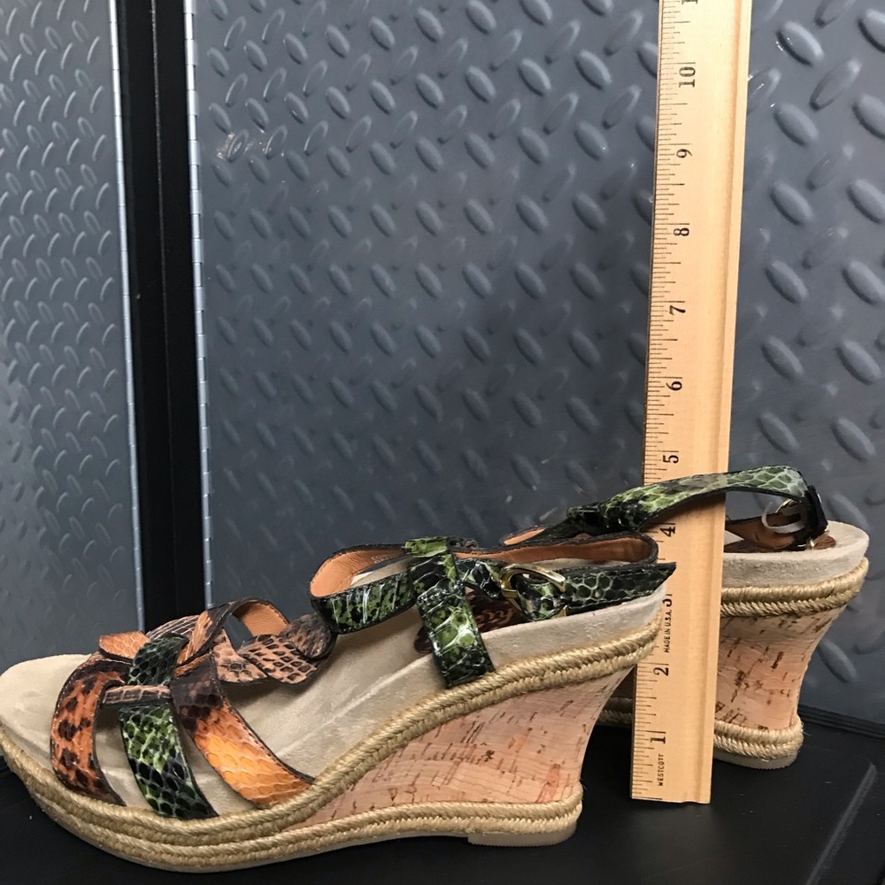 Earthies leather sandals 7.5. Great condition, worn a few times. Corsica green. - Picture 4 of 7